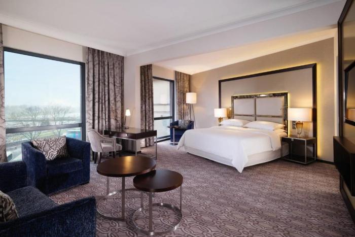 Sheraton Grand Cracovia Habitación foto