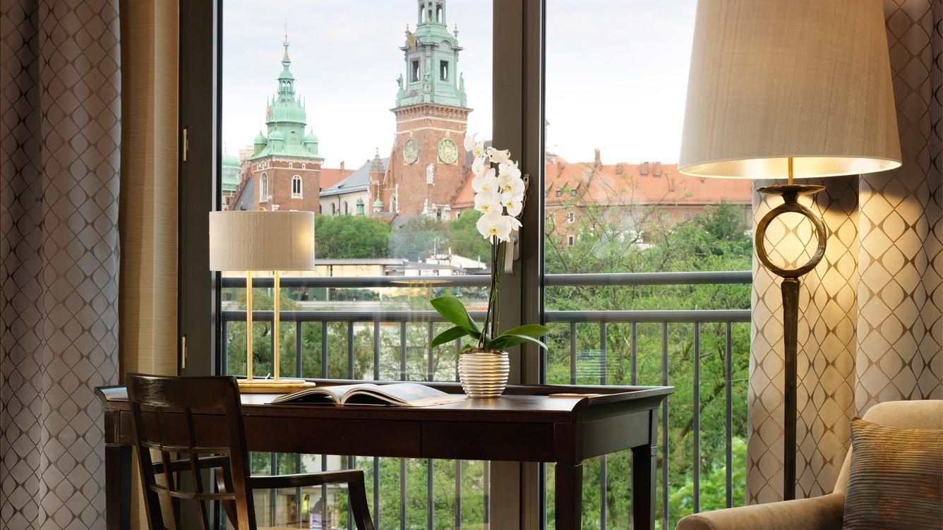 Sheraton Grand Cracovia Exterior foto View from the hotel