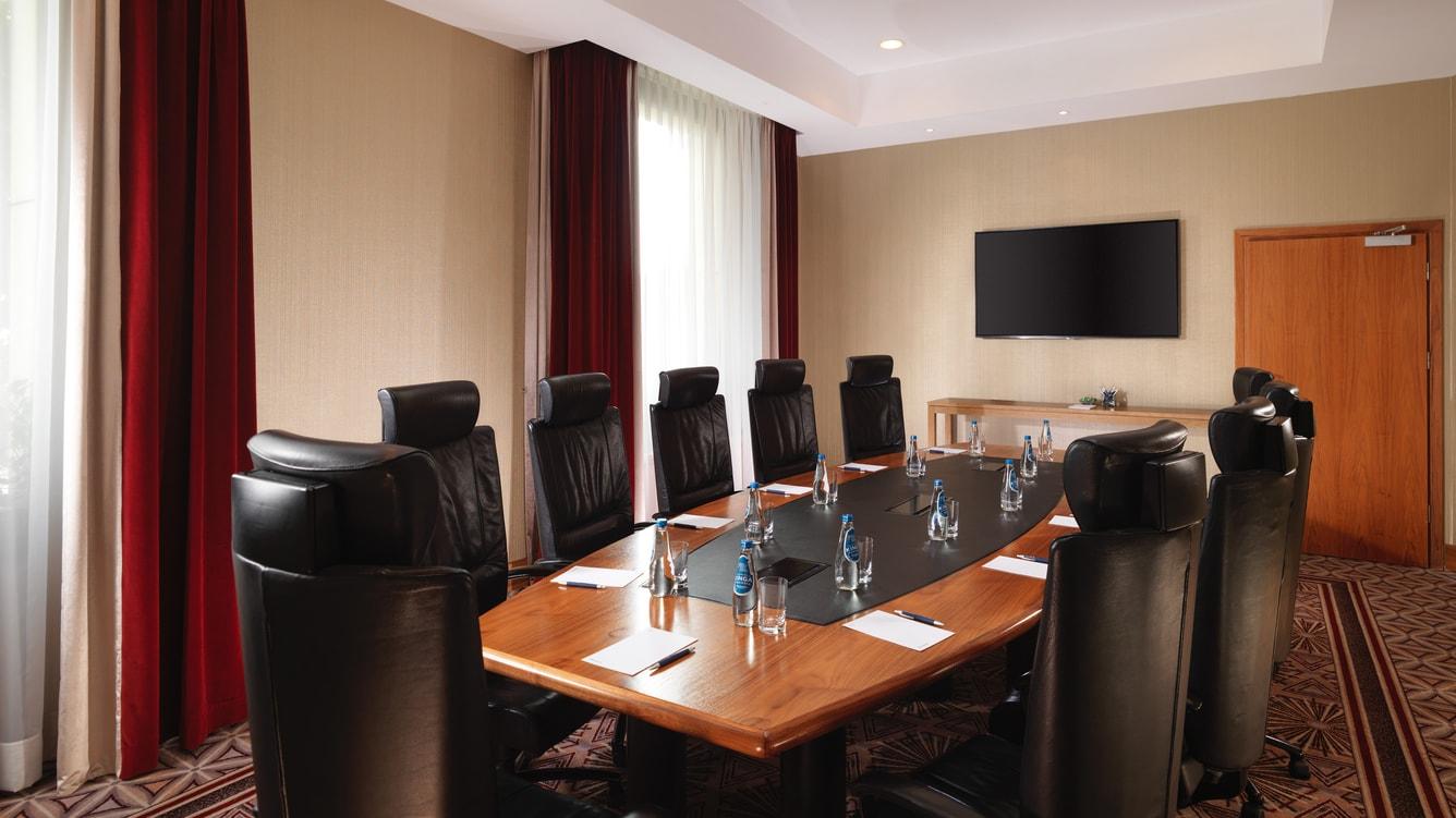 Sheraton Grand Cracovia Exterior foto Meeting room