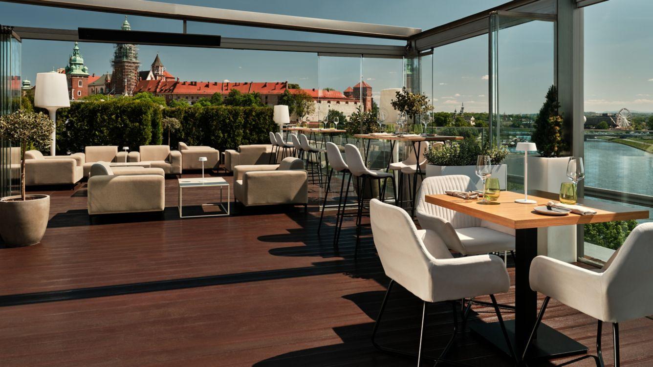 Sheraton Grand Cracovia Exterior foto Skyline Bar