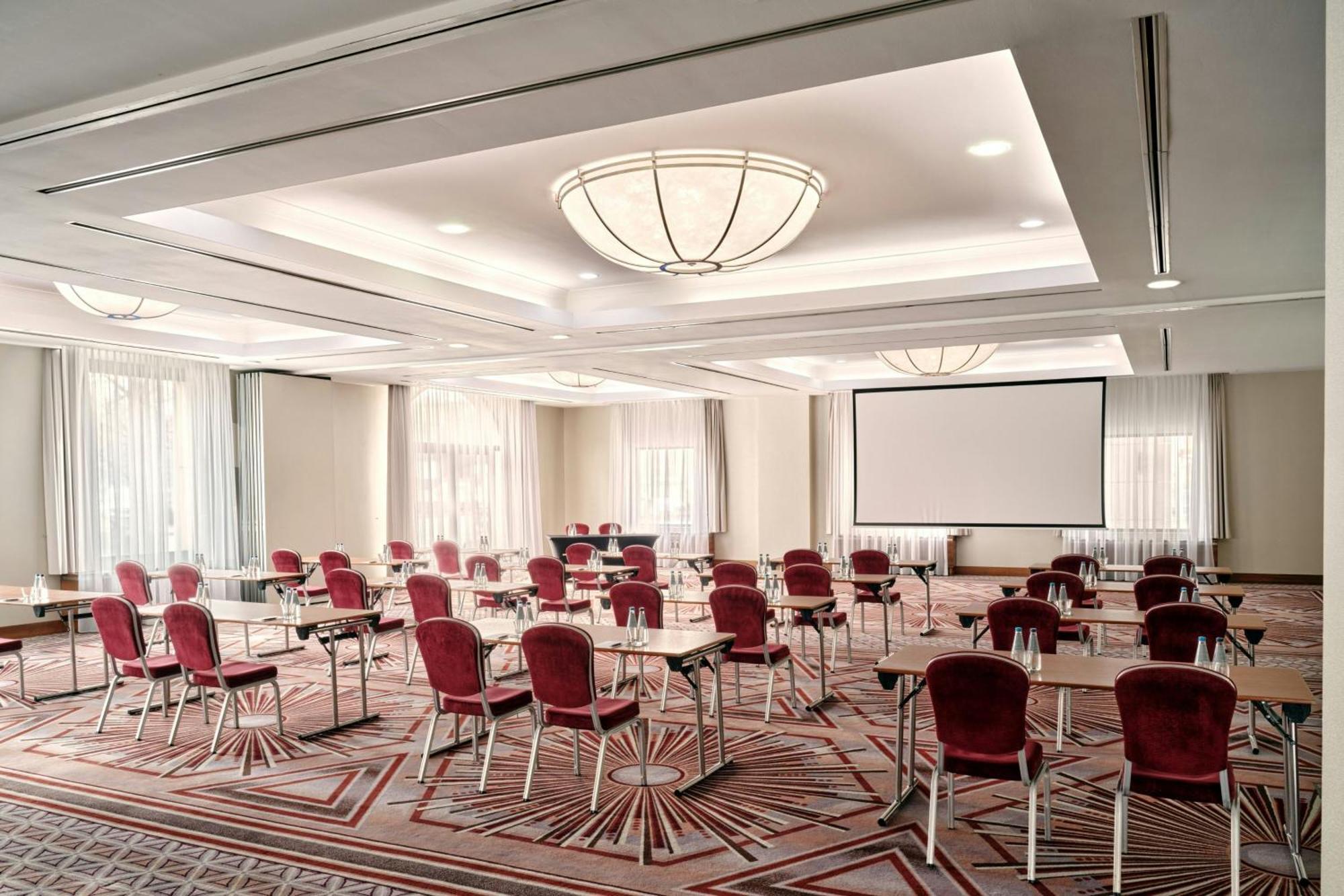 Sheraton Grand Cracovia Exterior foto