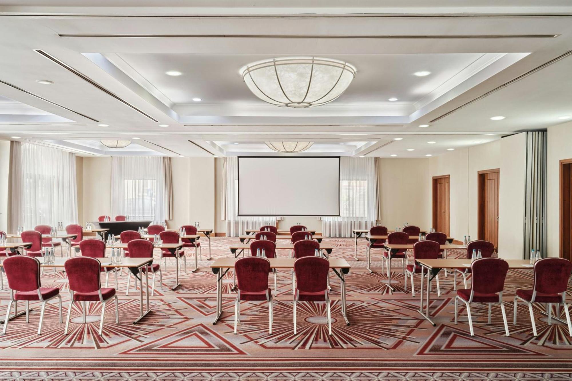 Sheraton Grand Cracovia Exterior foto